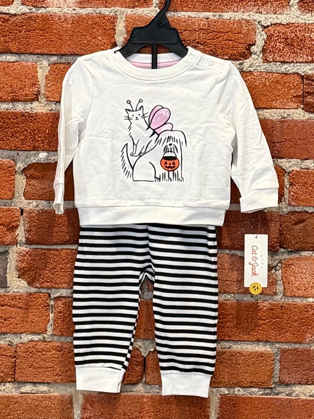 π€π NWT Cat & Jack Halloween Baby Outfit Bundle - Romper - Dress - Sweatsuit ππ€ - Picture 11 of 14